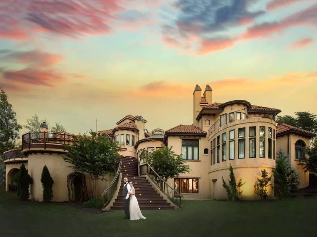 Bella Collina Mansion